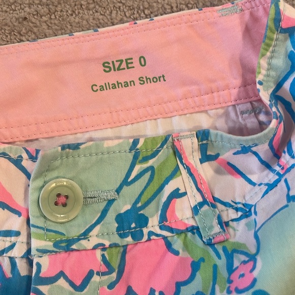 Lilly Pulitzer Callahan short size 0 - Picture 2 of 4
